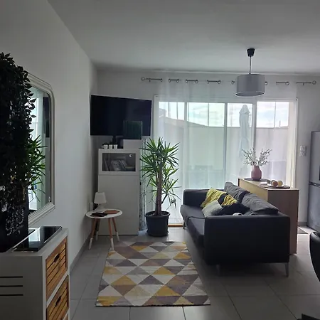Bright House 2 Steps From Bordeaux & Saint-emilion Nyaraló